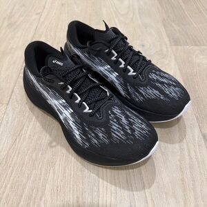 Asics Novablast 3 "White Black" Men's Running Shoes 10.5